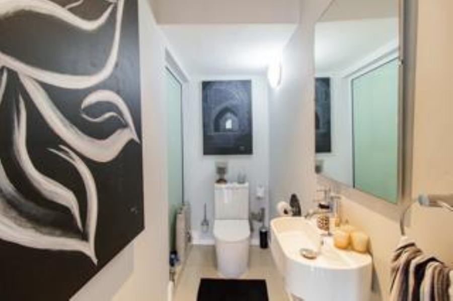 5 Bedroom Property for Sale in Van Riebeeckstrand Western Cape